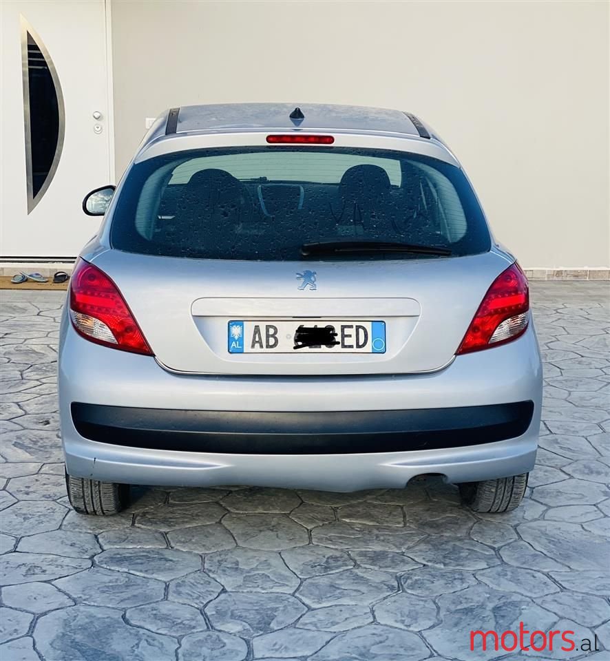 2007' Peugeot 207 photo #5