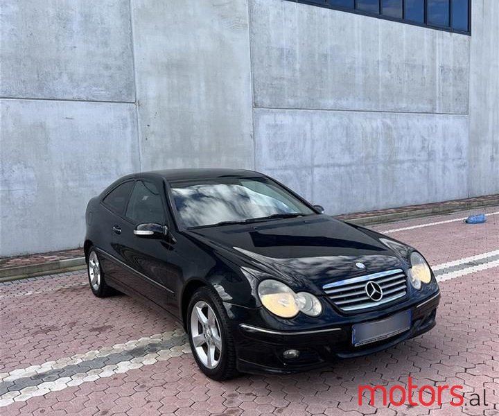 2005' Mercedes-Benz C 220 photo #4