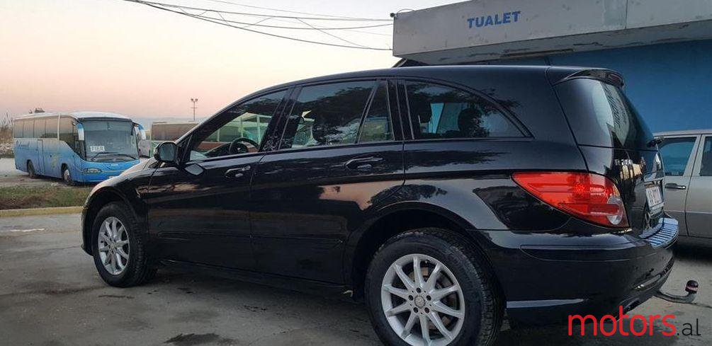 2009' Mercedes-Benz R 280 photo #2