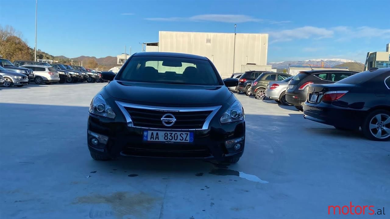 2013' Nissan Altima photo #3