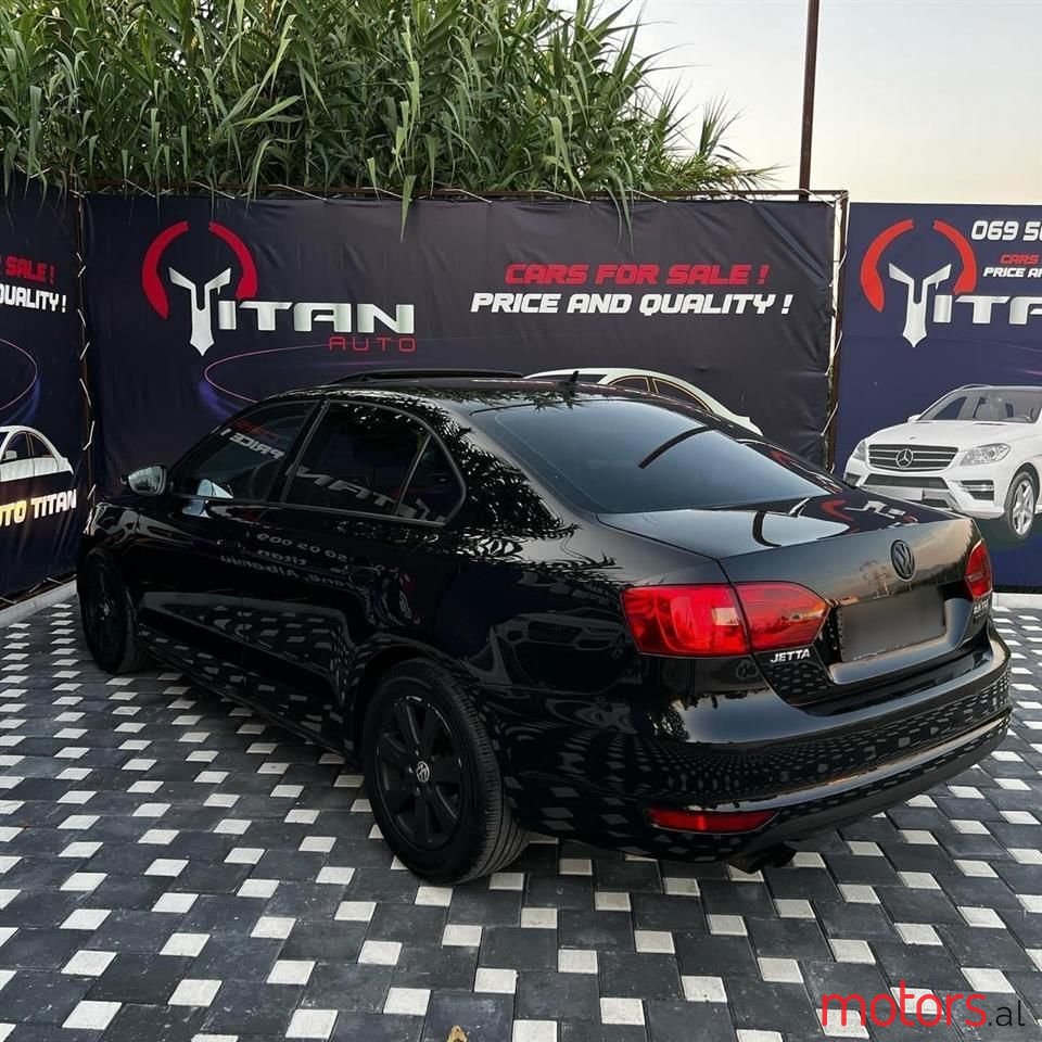 2013' Volkswagen Jetta photo #3