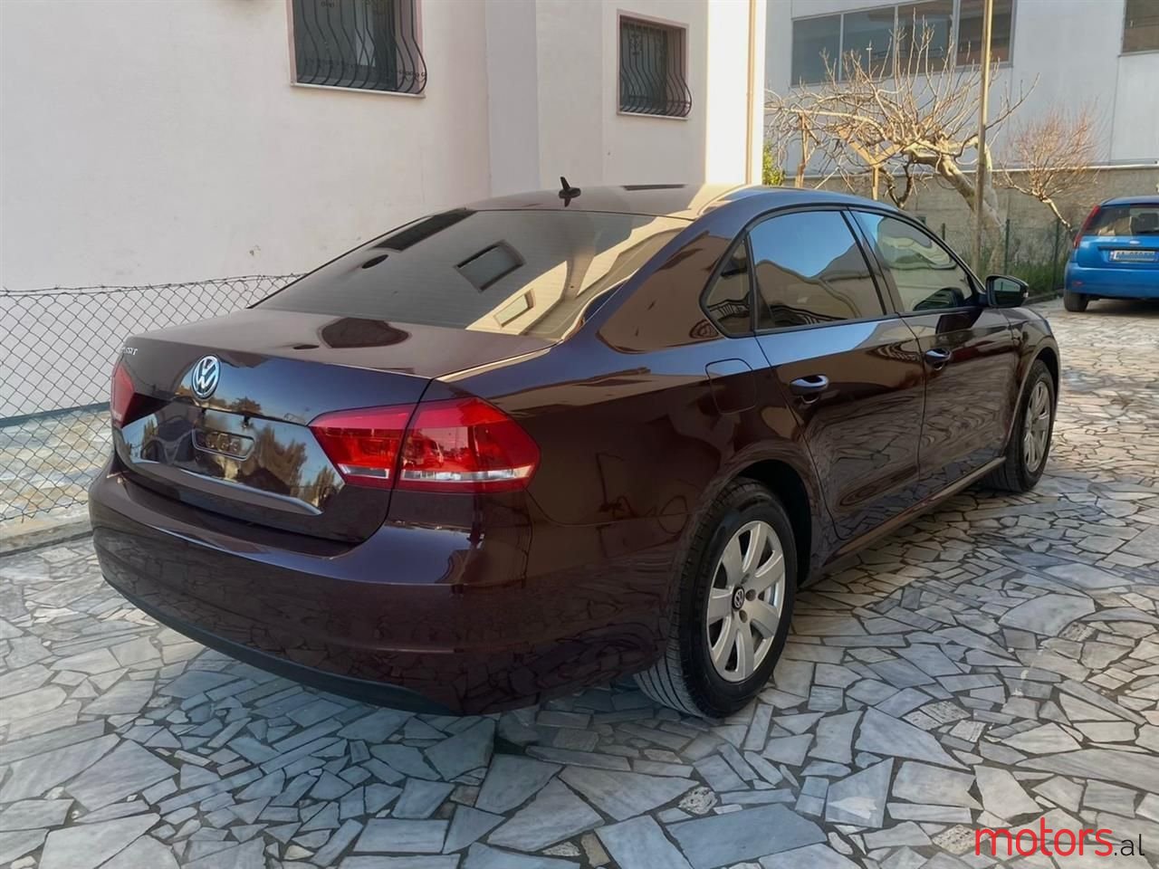 2013' Volkswagen Passat photo #5