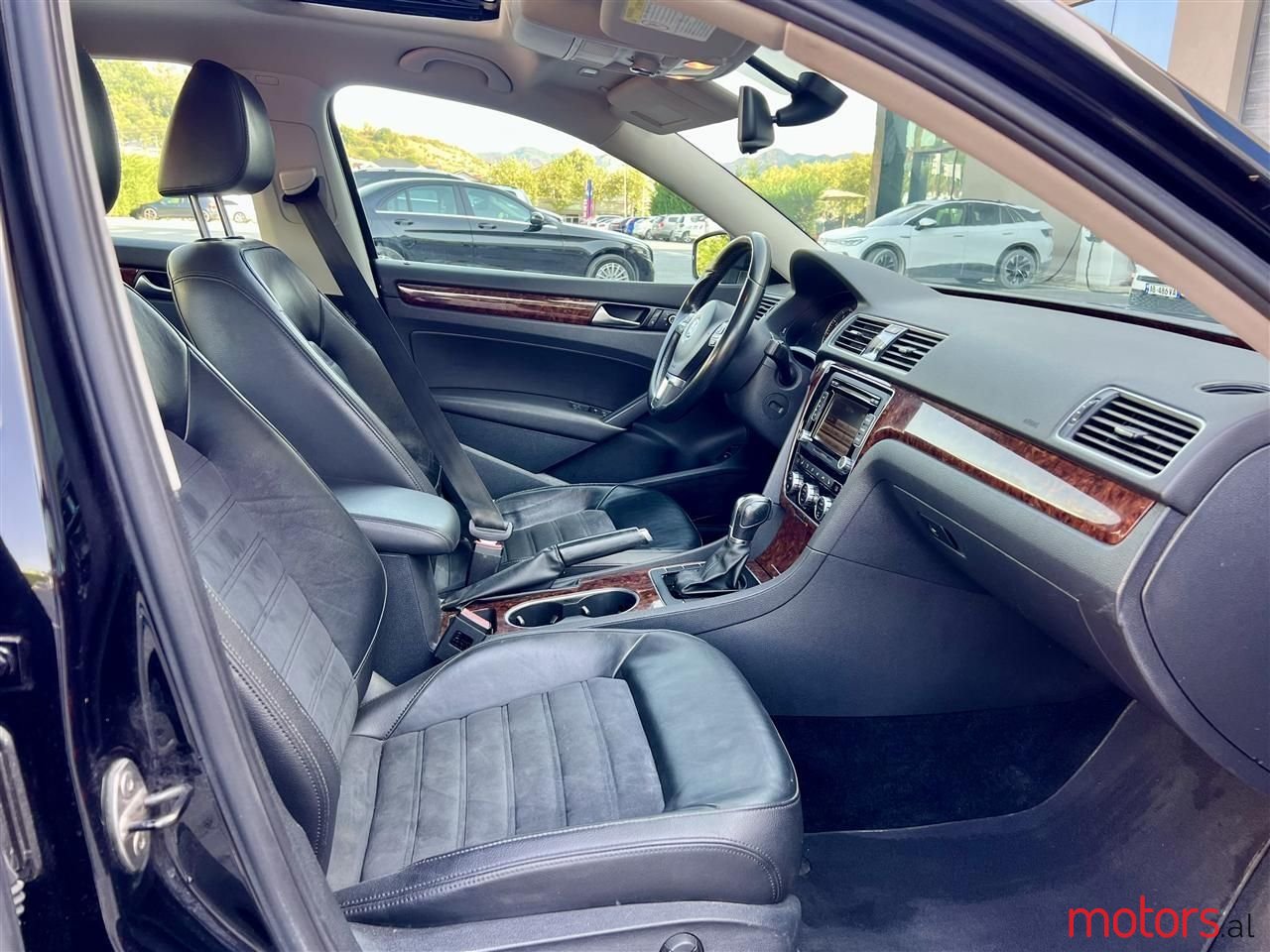 2014' Volkswagen Passat photo #6