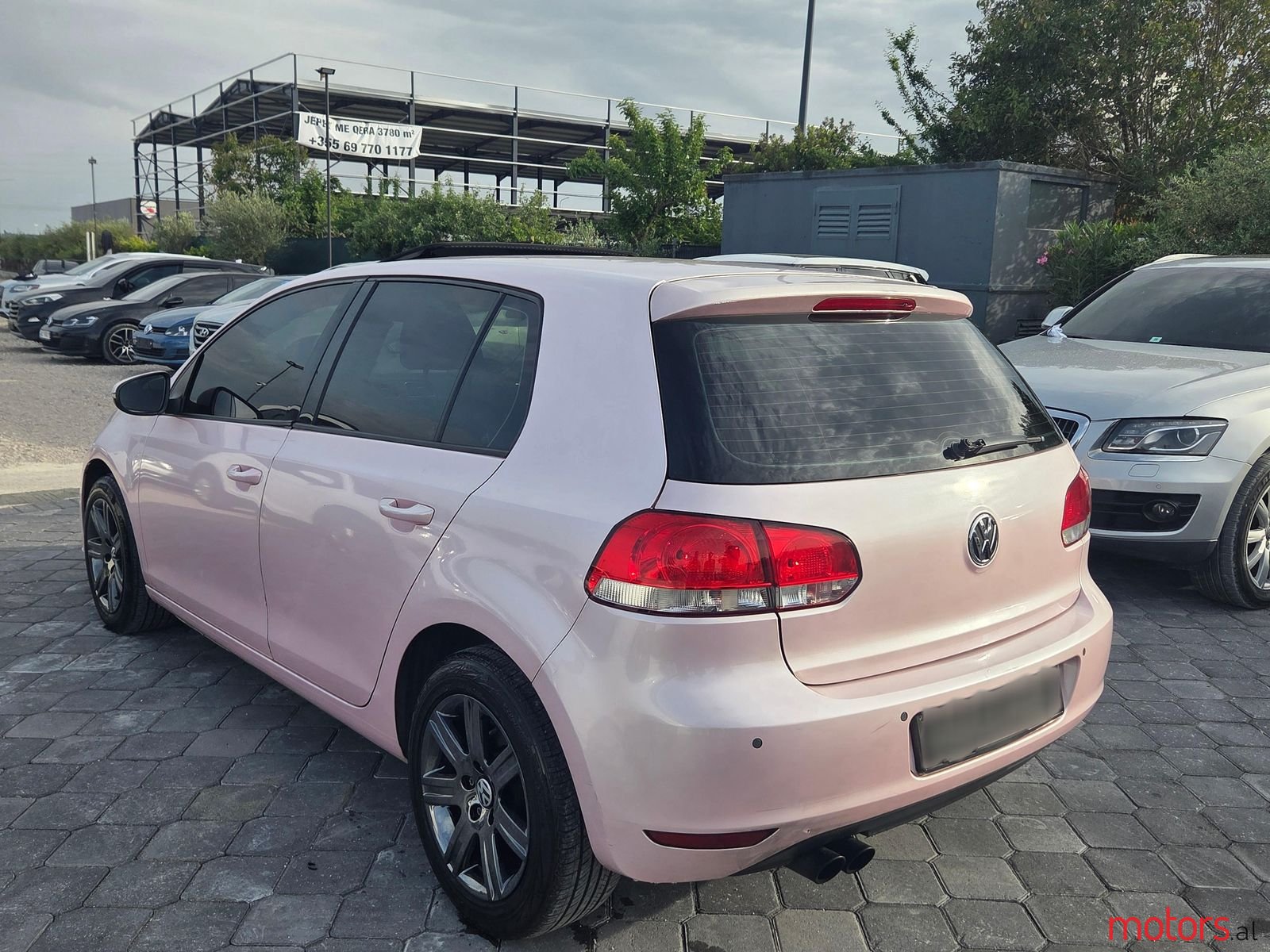 2011' Volkswagen Golf photo #3