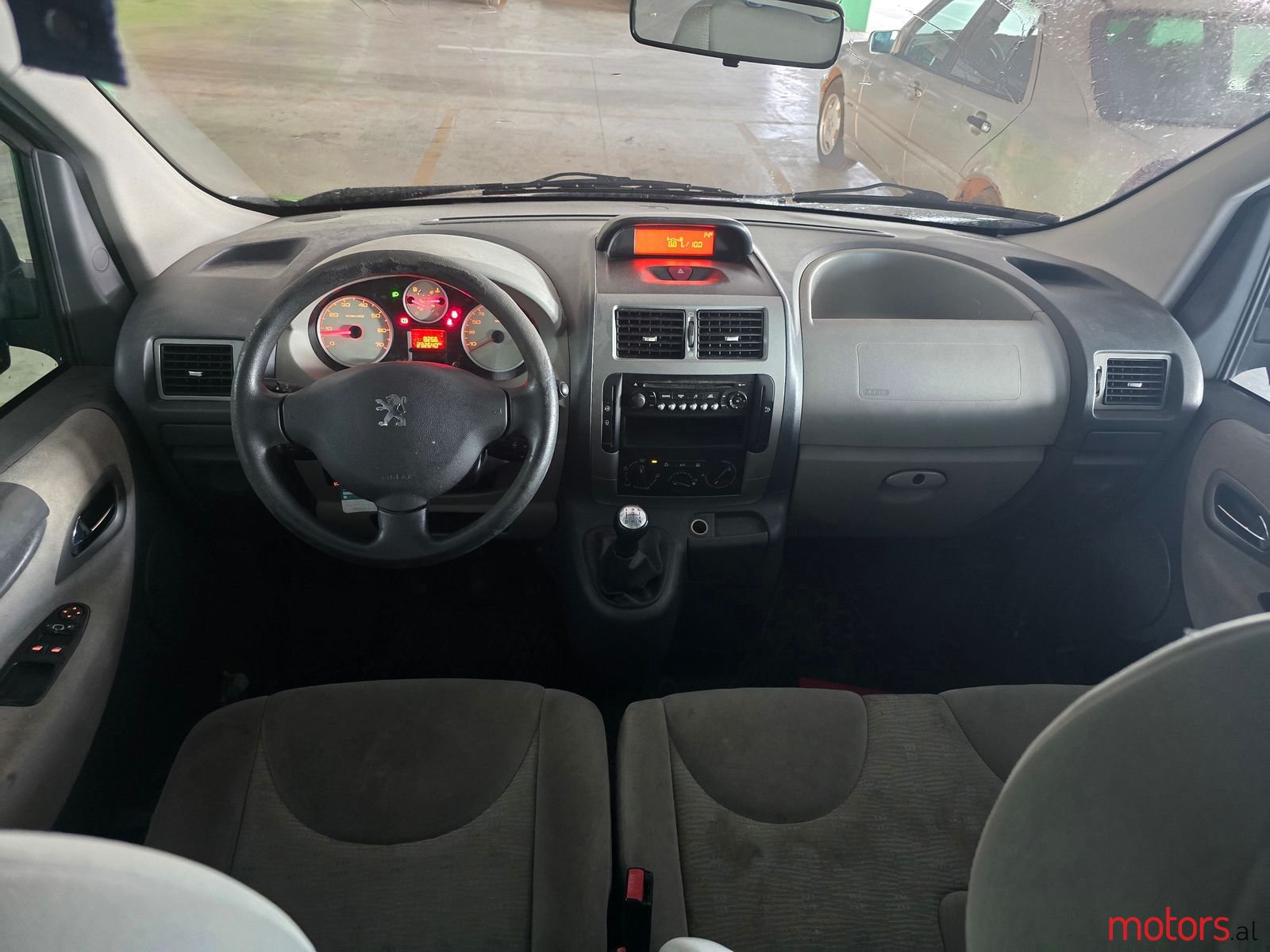 2010' Peugeot Expert Tepee photo #4