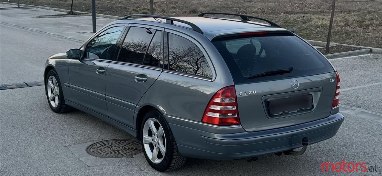 2005' Mercedes-Benz C 220 photo #2