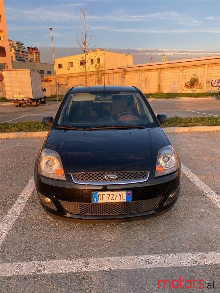 2007' Ford Fiesta photo #3