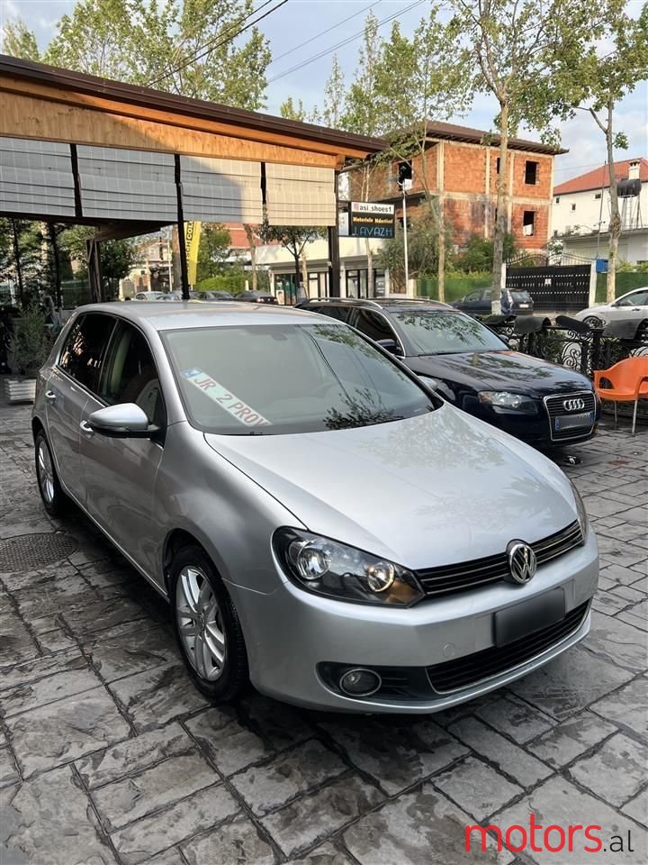 2012' Volkswagen Golf photo #2