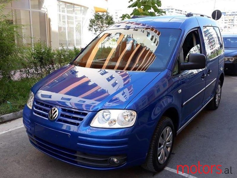 2005' Volkswagen Caddy photo #2