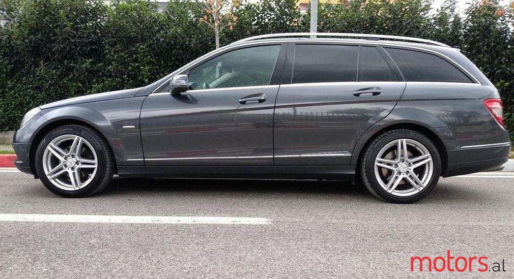 2009' Mercedes-Benz C 220 photo #1