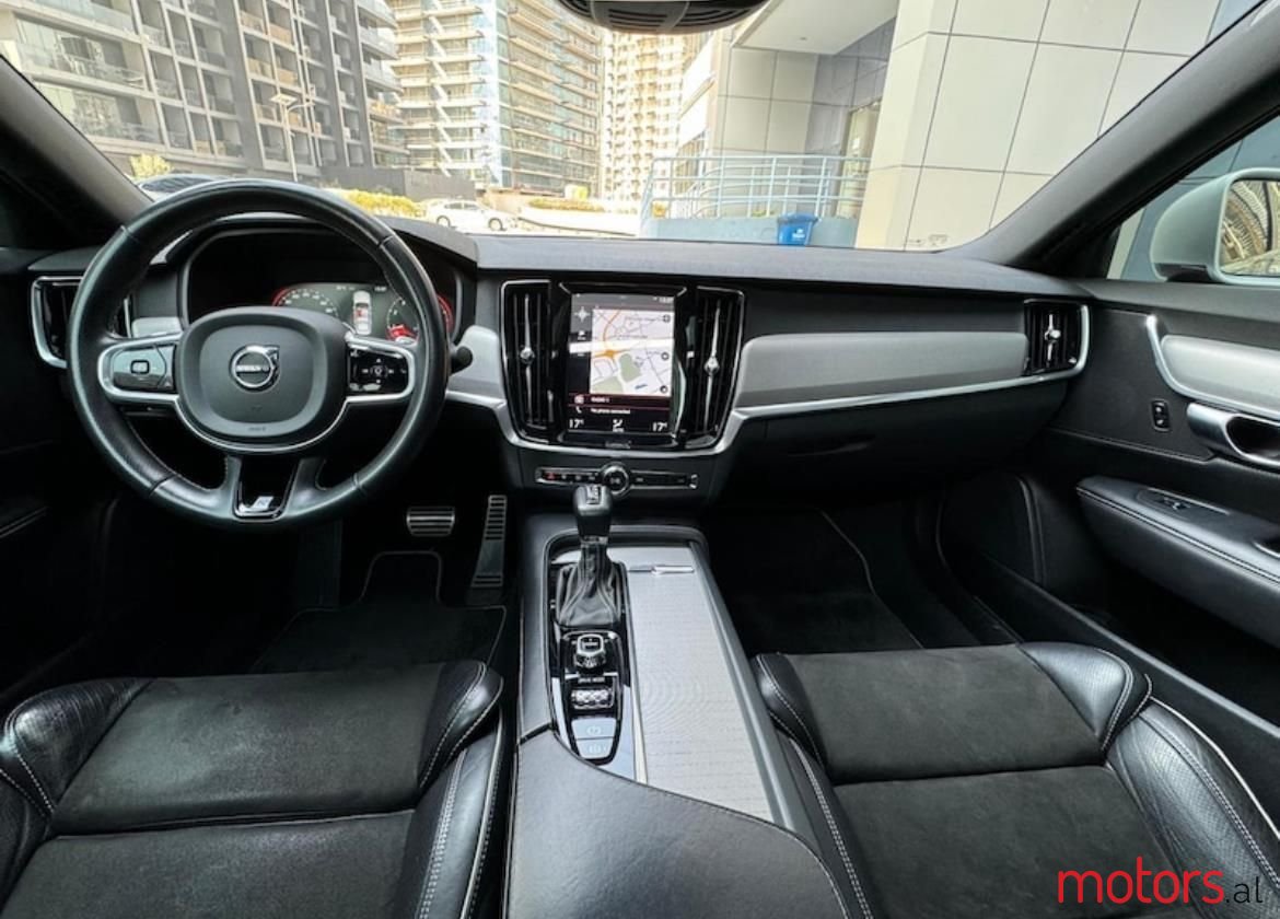2017' Volvo S90 photo #3