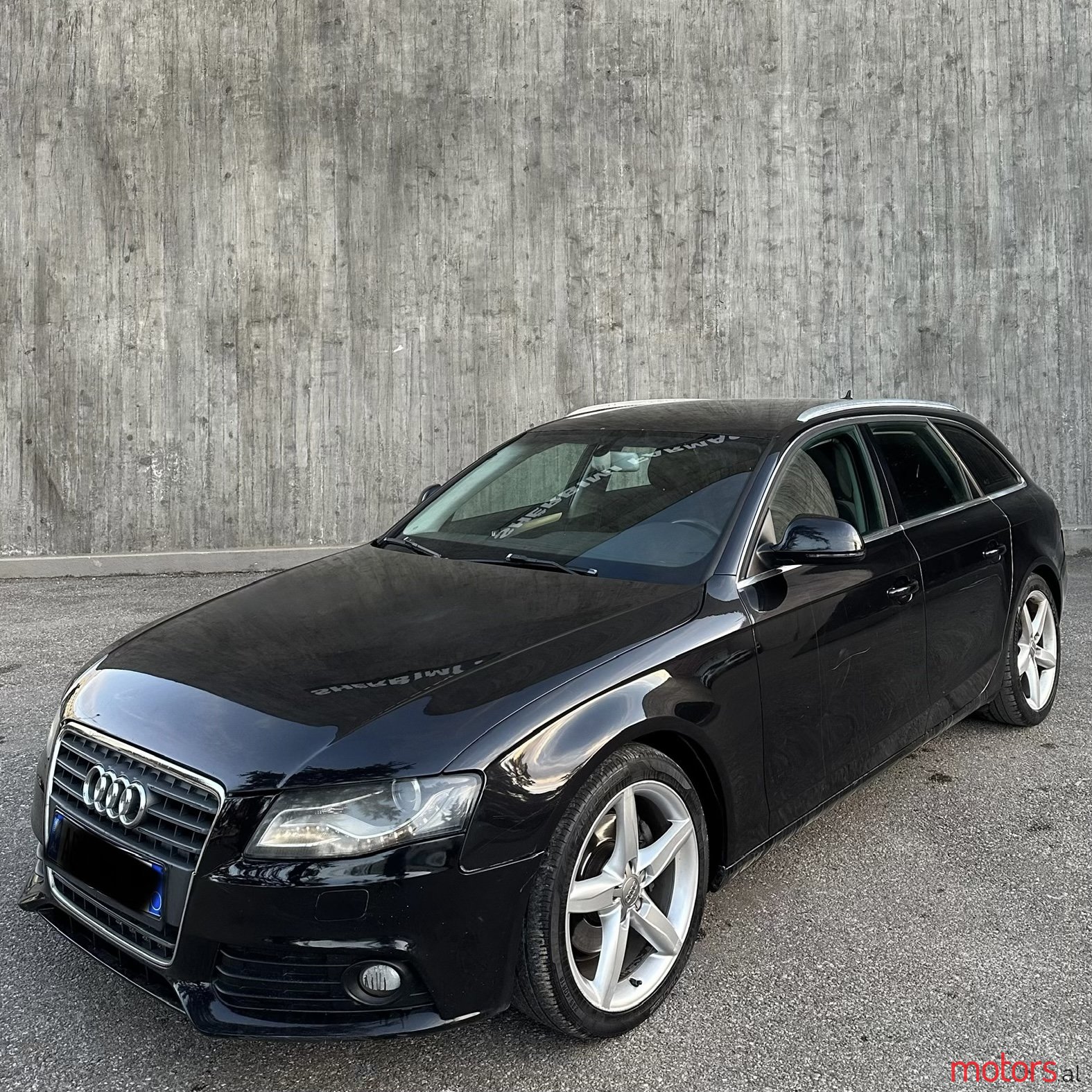 2009' Audi A4 Avant photo #2