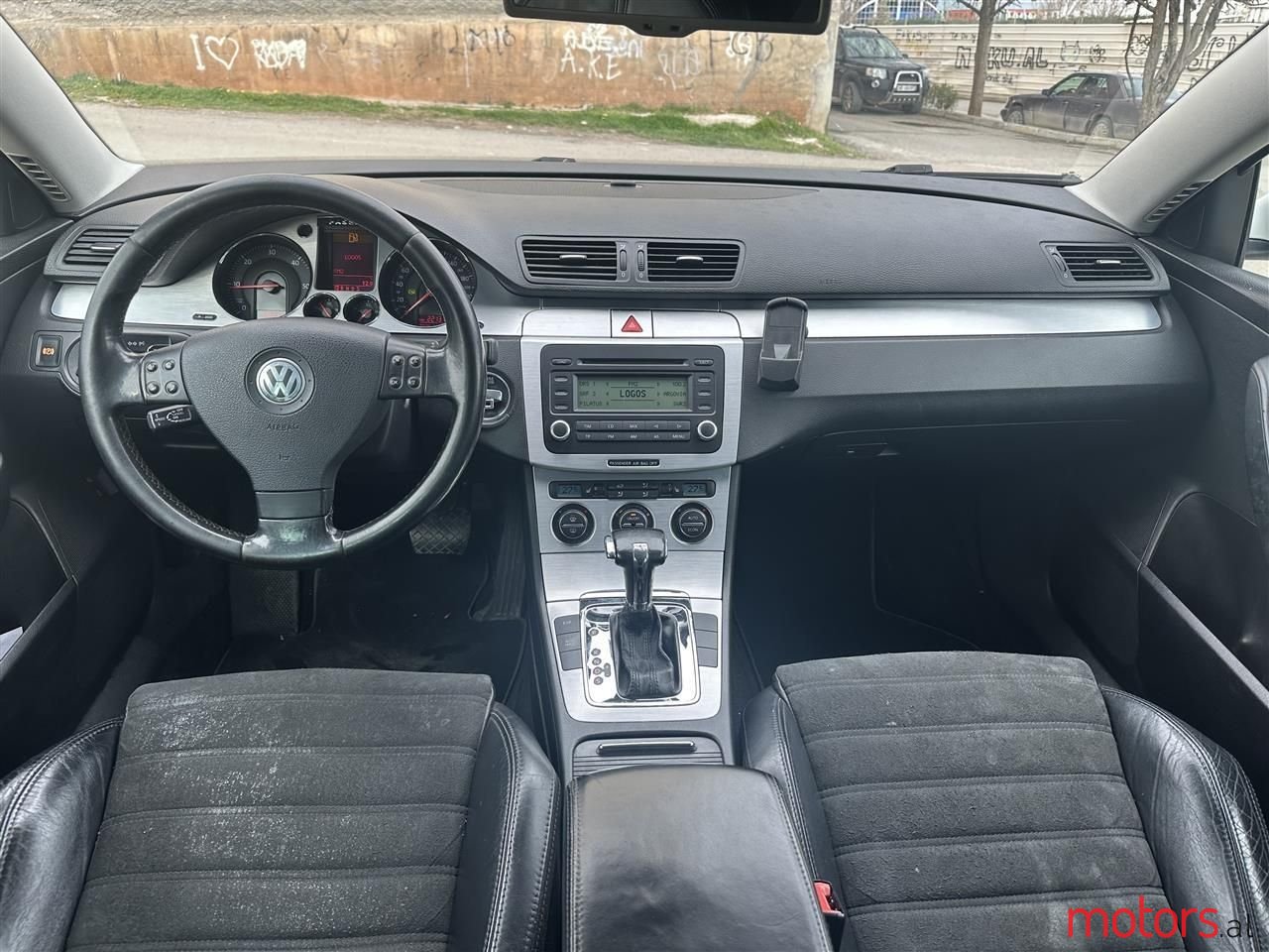 2007' Volkswagen Passat photo #6