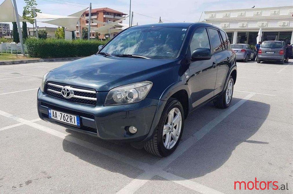 2006' Toyota RAV4 photo #1