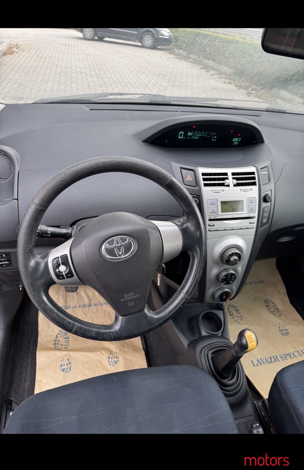 2006' Toyota Yaris photo #7