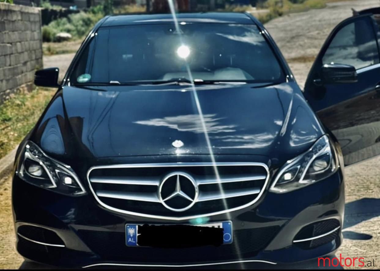 2016' Mercedes-Benz E 220 photo #1