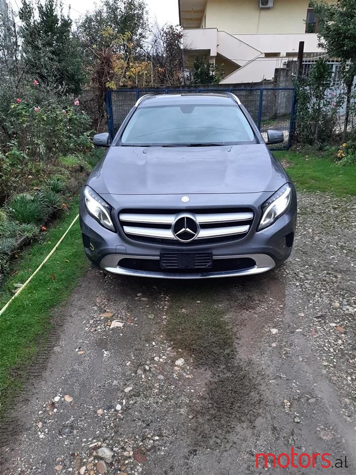 2015' Mercedes-Benz Gla 200 photo #2
