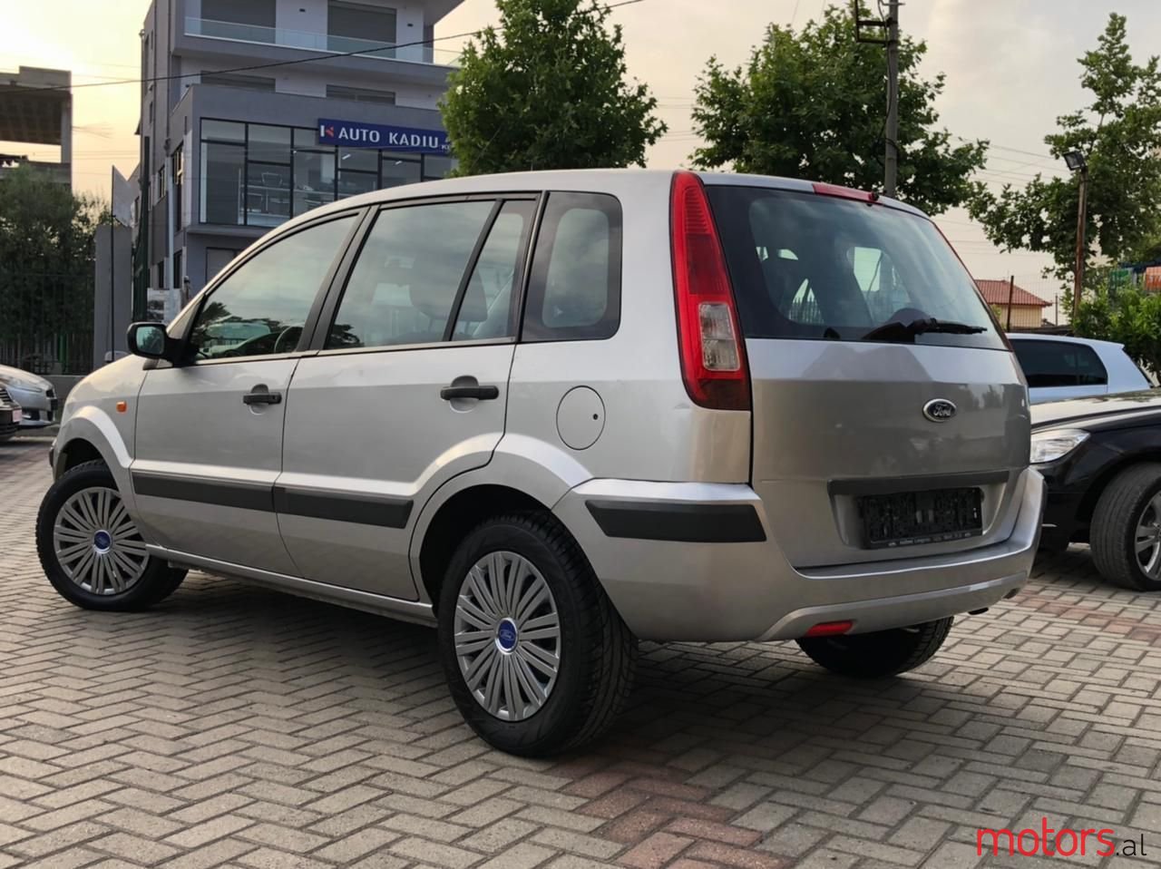 2006' Ford Fusion photo #3