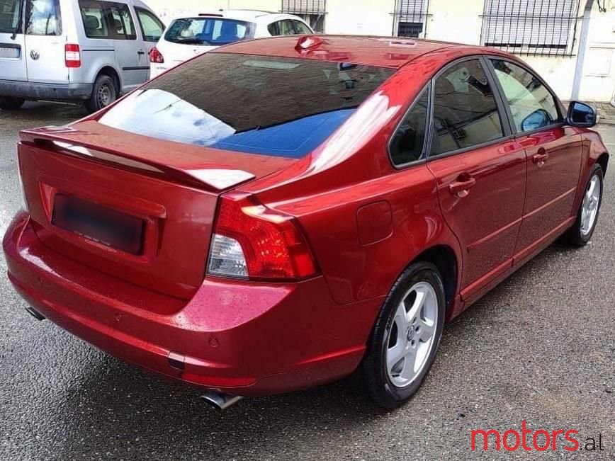 2012' Volvo S40 photo #4