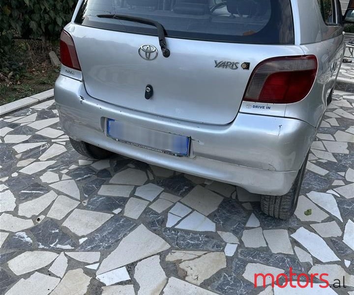 2001' Toyota Yaris photo #5