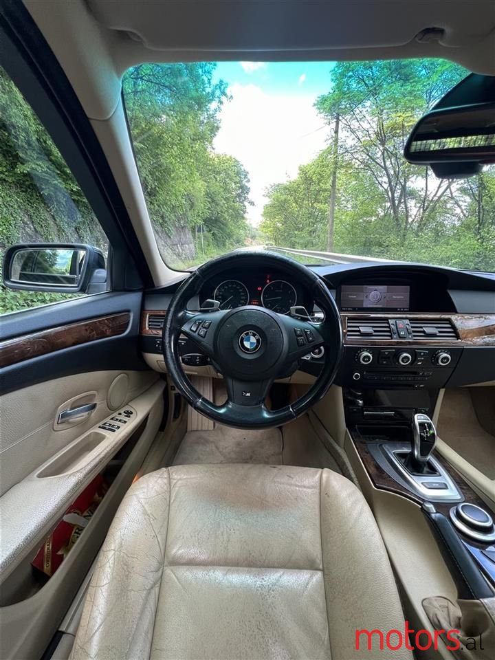 2008' BMW 535 photo #6
