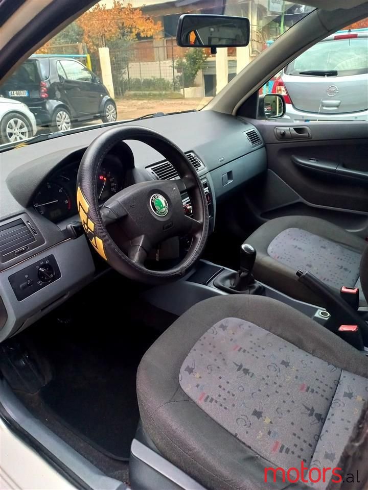 2003' Skoda Fabia photo #3