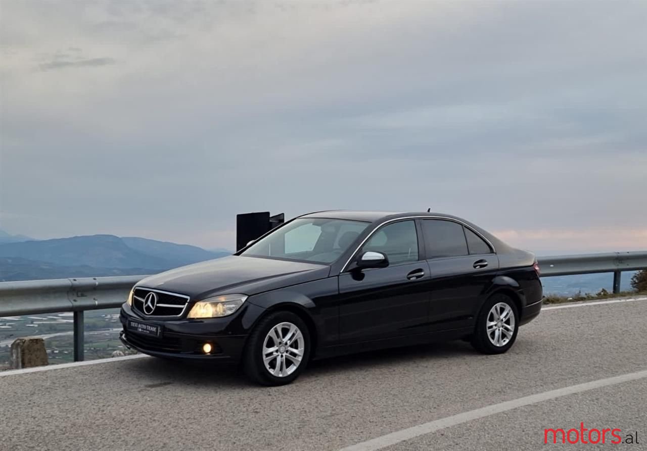 2008' Mercedes-Benz C 220 photo #1