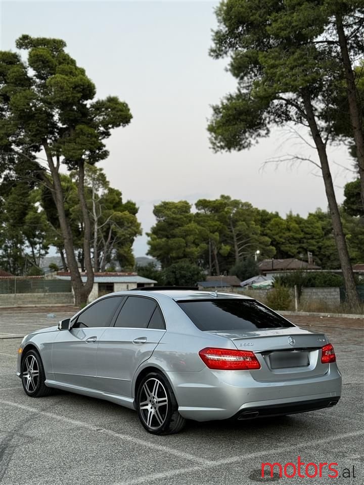 2010' Mercedes-Benz E 55 AMG photo #4
