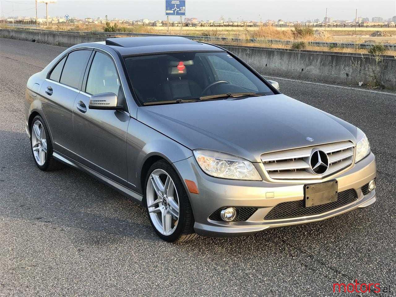 2010' Mercedes-Benz C 300 photo #2