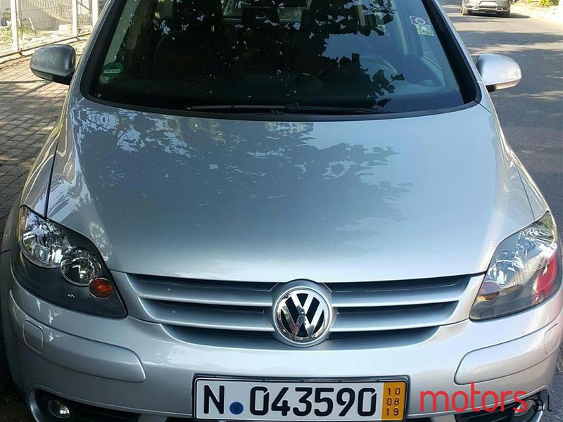 2005' Volkswagen Golf Plus photo #1
