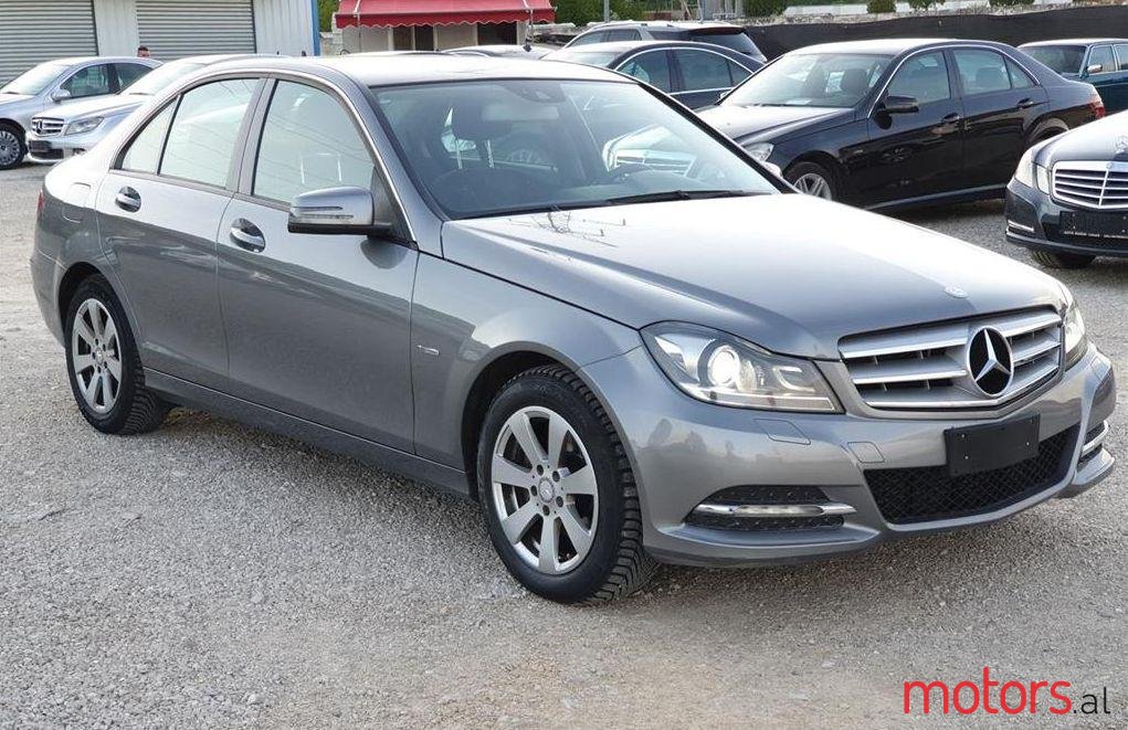 2012' Mercedes-Benz C 200 photo #1