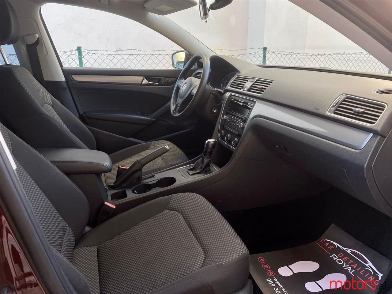 2013' Volkswagen Passat photo #6