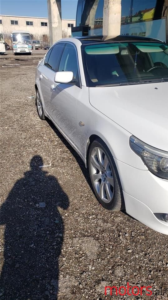 2008' BMW 530 photo #3