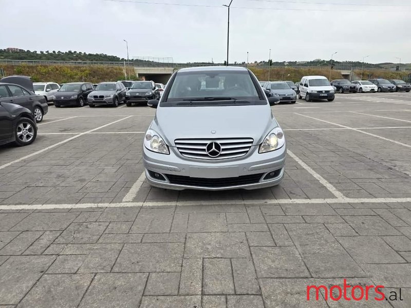 2008' Mercedes-Benz B 180 photo #6