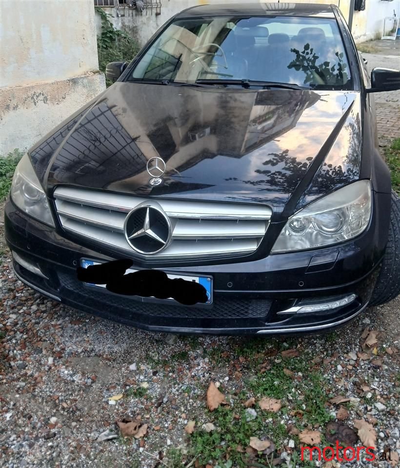 2010' Mercedes-Benz C 220 photo #2