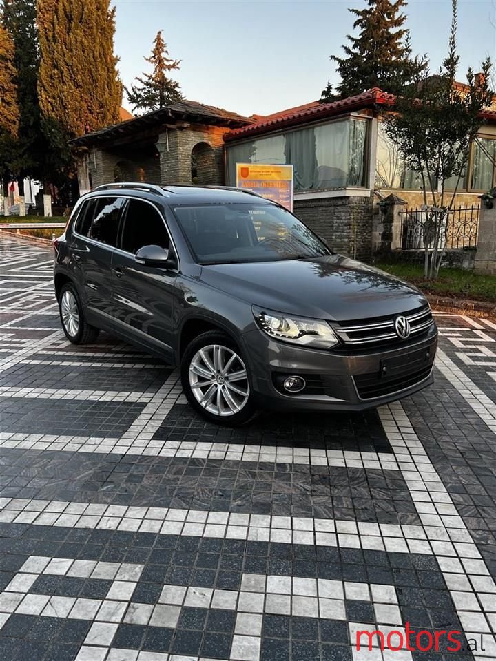 2013' Volkswagen Tiguan photo #1