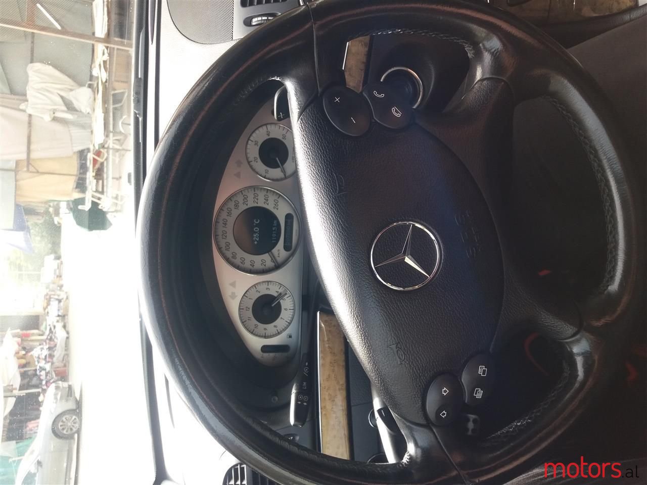 2007' Mercedes-Benz 320 photo #3