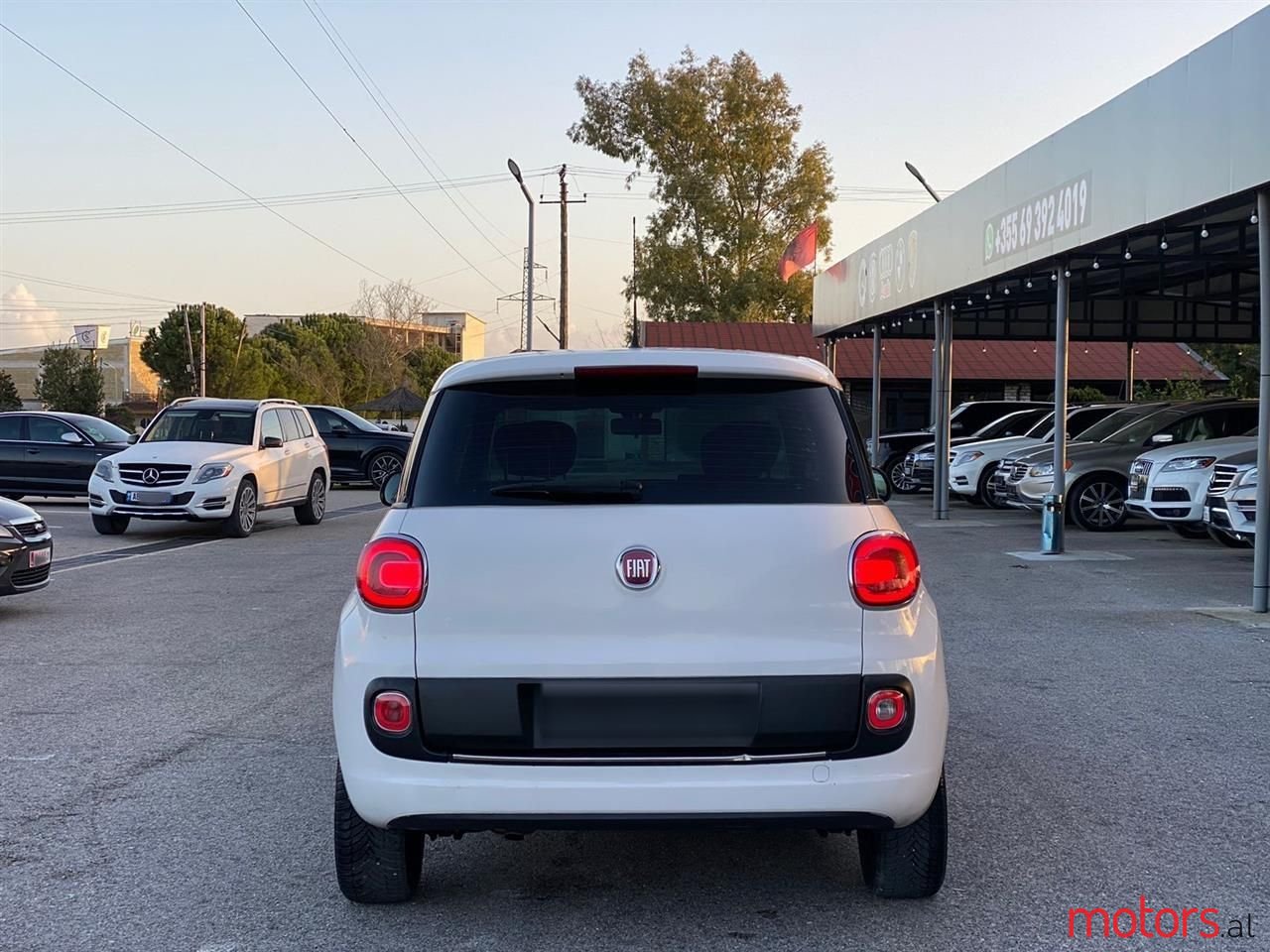 2013' Fiat 500L photo #4