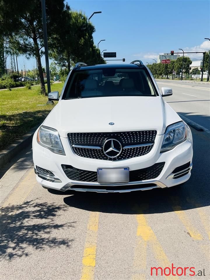 2013' Mercedes-Benz GLK 250 photo #1