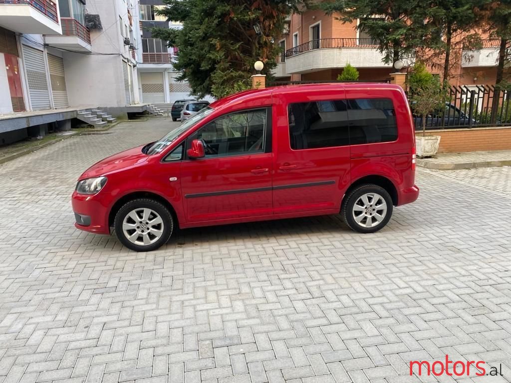 2011' Volkswagen Caddy photo #1