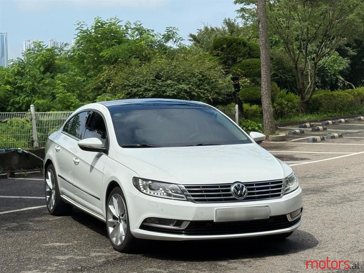 2016' Volkswagen Passat photo #3