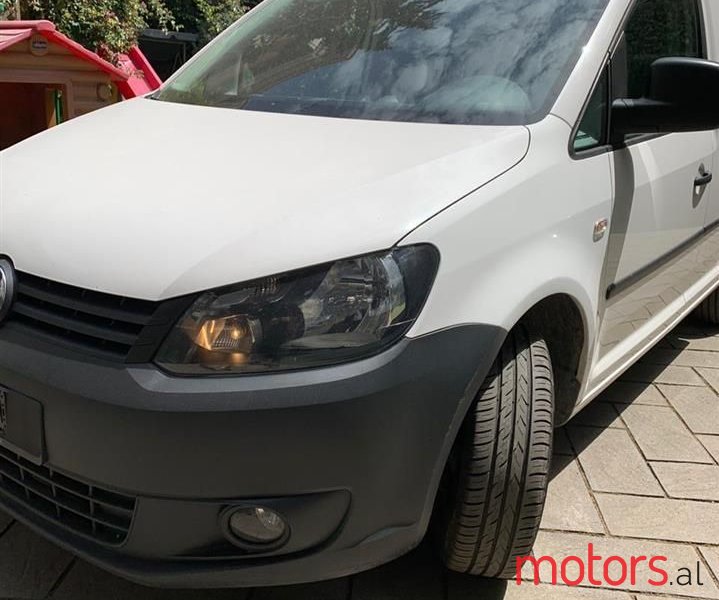 2015' Volkswagen Caddy photo #5