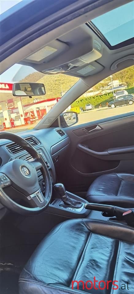 2013' Volkswagen Jetta photo #6