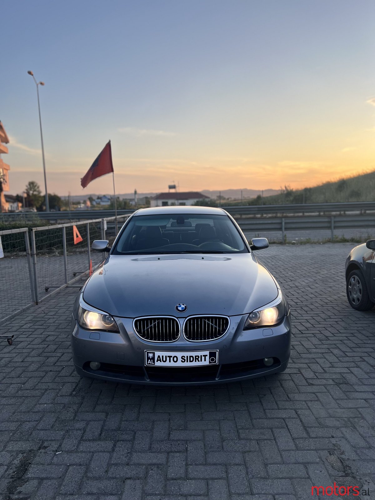 2007' BMW 530 photo #1