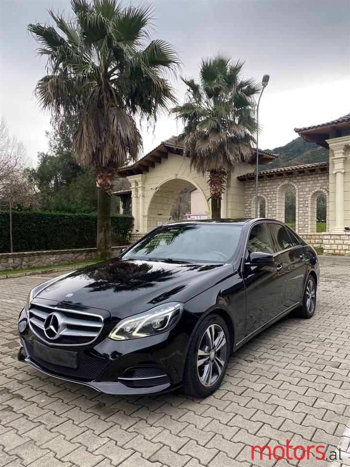 2015' Mercedes-Benz E 220 photo #6