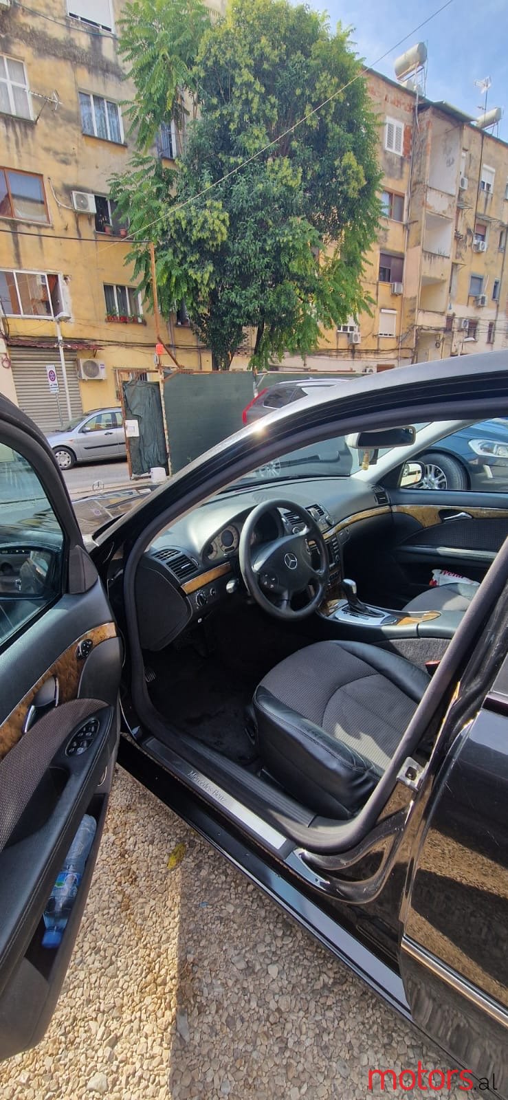 2005' Mercedes-Benz E 220 photo #3