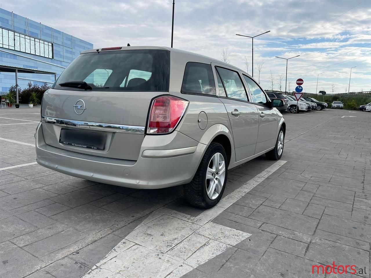 2009' Opel Astra photo #6