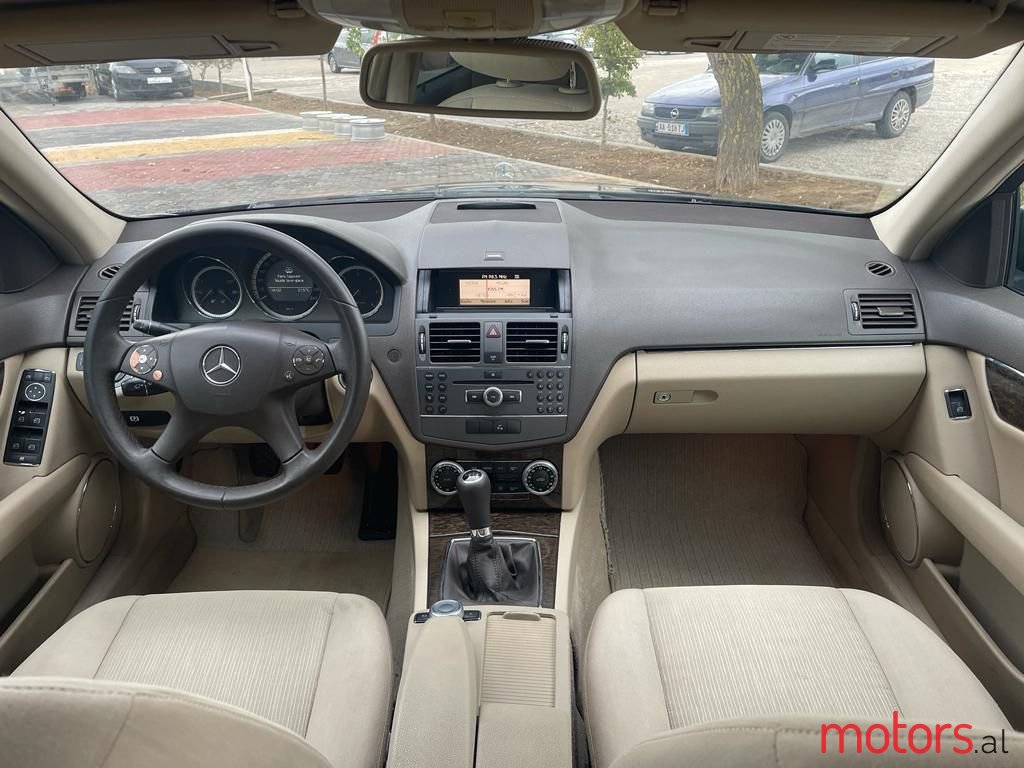 2010' Mercedes-Benz C 200 photo #6