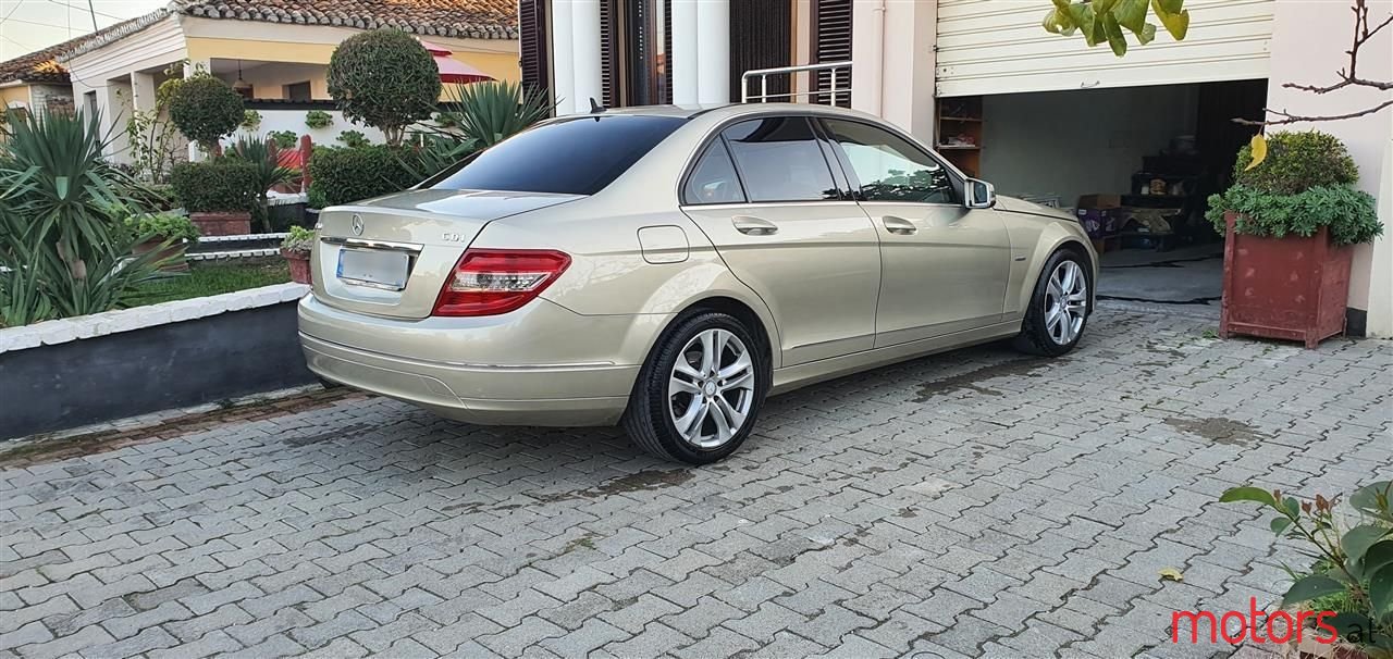 2010' Mercedes-Benz 200 photo #6