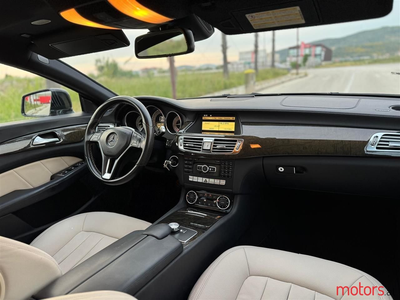 2013' Mercedes-Benz CLS 250 photo #5